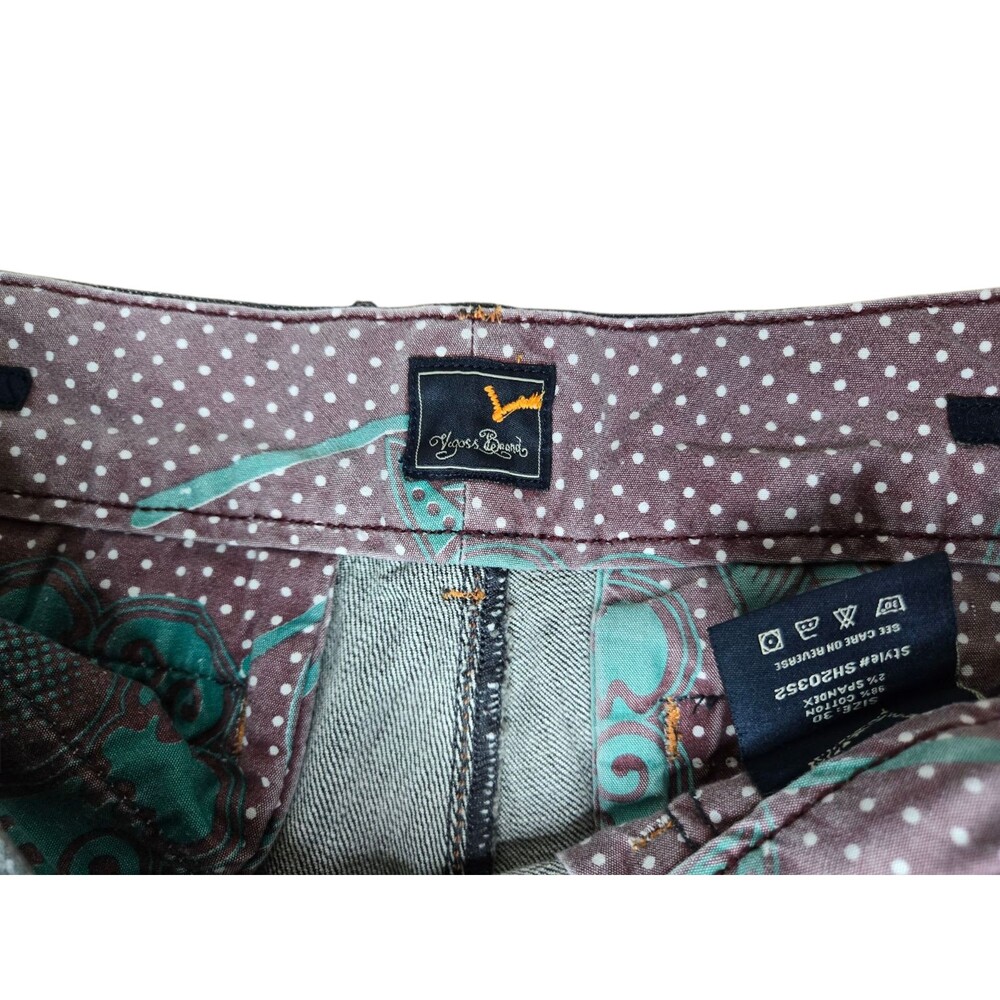 Vintage Vigoss women's Size 30 5" inseam shorts distressed buckle gray - Picture 2 of 9